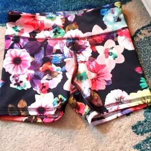 Old navy go-dry girls biker shorts